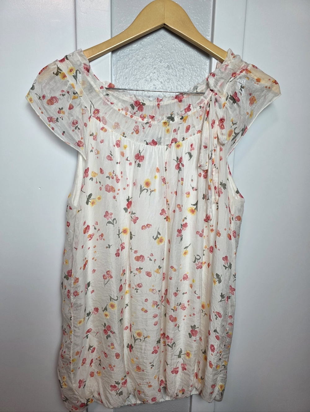 TENDENZE Made in Italy 100% Silk Floral Flutter Sleeve Blouse Cream Size L